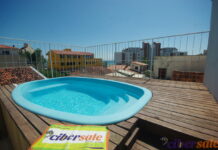 Casas grandes en playa de los Ingleses