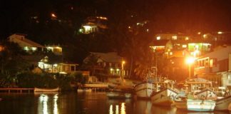 Alquileres en Florianópolis 2013 Barra da Lagoa, Florianópolis de noche